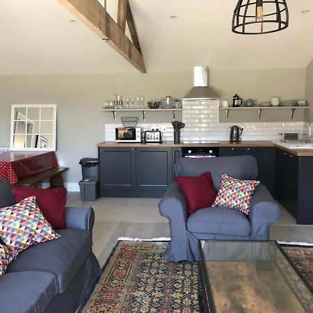 Glebe Barn, Little Glebe Farm Apartment Cheltenham Exterior foto
